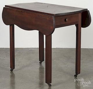 New England Chippendale cherry Pembroke table, late 18th c., 27 1/2'' h., 18 1/2'' w., 31 1/2'' d.