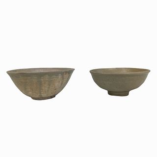 2 Antique Chinese Celadon Glaze Pottery Bowls