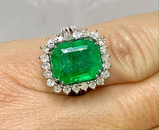 Antique Platinum Colombian Emerald Ring