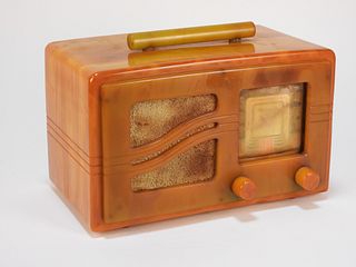 Motorola 51x16 Butterscotch Catalin Radio