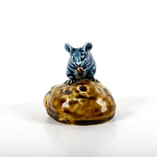 Doulton Lambeth George Tinworth Mouse Figurine, Currant Bun
