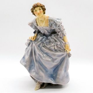 The Curtsey HN66A - Royal Doulton Figurine