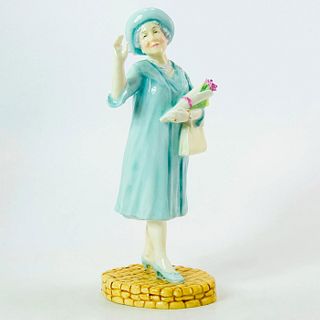 Queen Elizabeth HN4086 - Royal Doulton Figurine