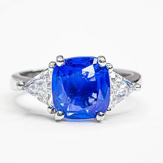 Platinum 4.37ct Kashmir Sapphire Diamond Ring