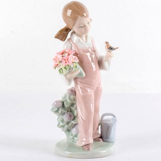 Spring 1005217 - Lladro Porcelain Figurine