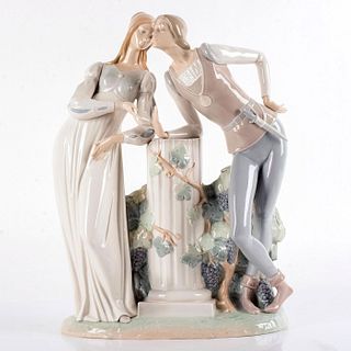 Romeo and Juliet 1004750 - Lladro Porcelain Figurine