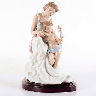 Where Love Begins 1007649 - Lladro Porcelain Figurine