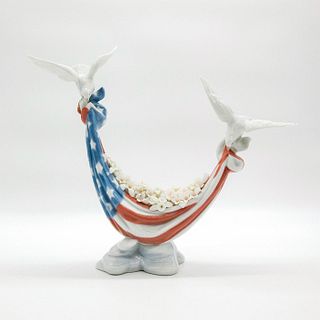 A Symbol of Peace 1007590 - Lladro Porcelain Figurine