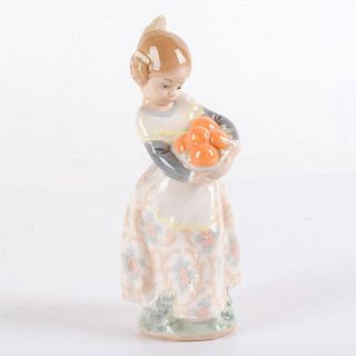 Girl from Valencia 1004841 - Lladro Porcelain Figurine