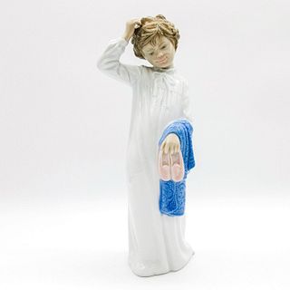 Bedtime 02000232 - Nao by Lladro Figurine