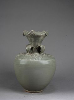 A Pottery Vase
