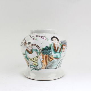 Chinese Famliie Verte Porcelain Jar