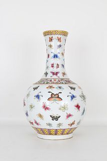 19th C. Chinese Famille Rose 'Butterflies' Vase