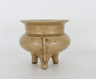 Chinese Song Dynasty Yellow Glazed Tripod Censer