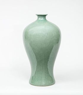Porcelain Crackle-Glazed Celadon Baluster-Form Vase, Modern