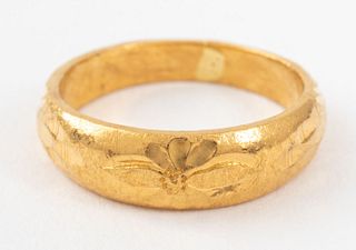 Vintage Korean 24K Yellow Gold Diamond-Cut Ring