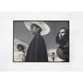 GABRIEL FIGUEROA (Ciudad de México, 1907 - Ciudad de México, 1997), La Perla, 1945, de la carpeta Nueve Fotoserigrafías, Firmada y fech