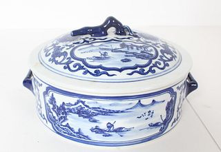 Chinese Blue & White Porcelain Lidded Dish