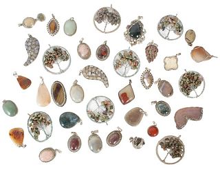 (39) Pc Collection of Pendants