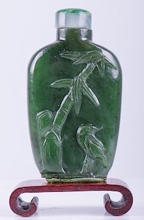 Chinese Spinach Jade Snuff Bottle
