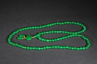 A Jadeite Jade Necklace