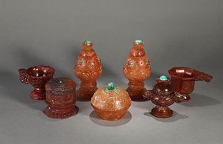  A Group of Agate Xrystal Relic Jars