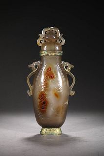 An Agate with Gold Vase