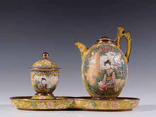 A Gilt Enamel Teapot Set