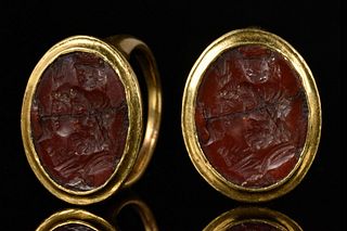 ROMAN GOLD RING WITH CARNELIAN INTAGLIO ISIS AND SERAPIS