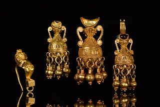 COLLECTION OF FOUR HELLENISCTI GOLD EARRINGS