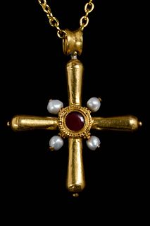 BYZANTINE GOLD CROSS WITH EMERALD, PEARLS AND GARNET