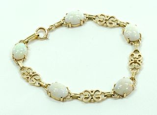 14K Yellow Gold and Opal Cabochon Bracelet