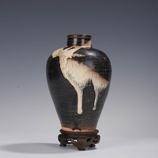 Pottery Meiping Vase