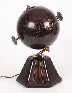Raymond Loewy Colonial 700 Art Deco Globe Radio