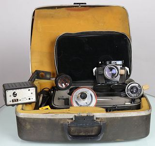 Nikonos Underwater Camera & Extra Equipment