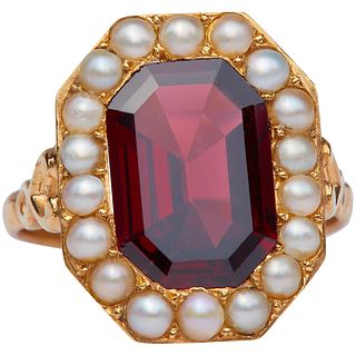 ANTIQUE VICTORIAN GARNET AND PEARL RING