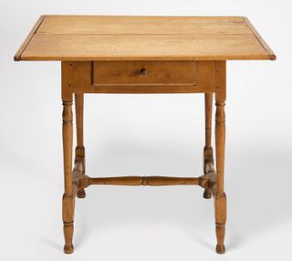 Tavern Table with Medial Stretcher