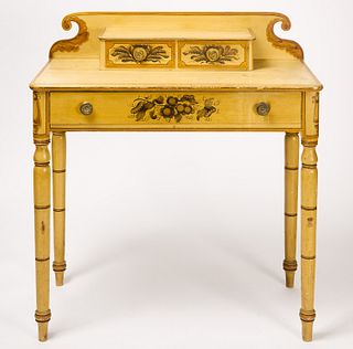 Fine Yellow Decorated Dressing Table
