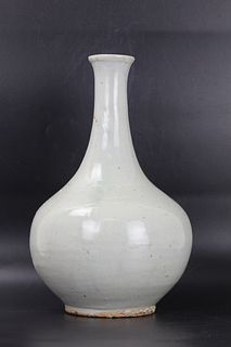 A Korean Antique Pale Celadon Porcelain Vase