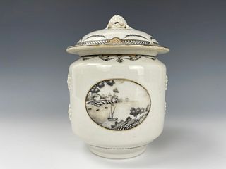 A Chinese Export Ink Color Porcelain Lidded Jar