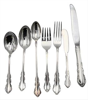 82 Piece Reed and Barton Sterling Silver Flatware Set, to include 12 dinner forks, 12 salad forks, 32 teaspoons, 12 soup spoons, 12 dinner knives, 2 s