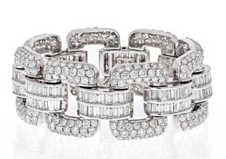 18K WHITE GOLD 30CT ROUND AND BAGUETTE BRACELET
