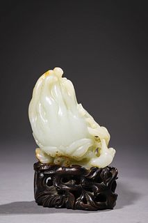 Qing Dynasty: A Carved Jade 'buddha Hand' Ornament