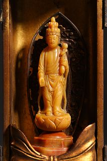 Qing Dynasty: A Carved TianHuang Guanyin Statue with Niche