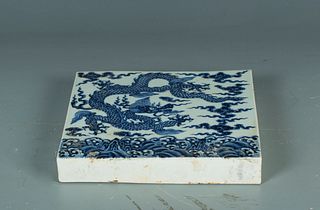Xuande, Ming Dynasty: A Blue and White Dragon Pattern Porcelain Plaque