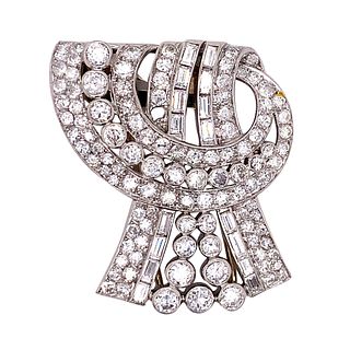 	Art Deco French Platinum Diamond Brooch