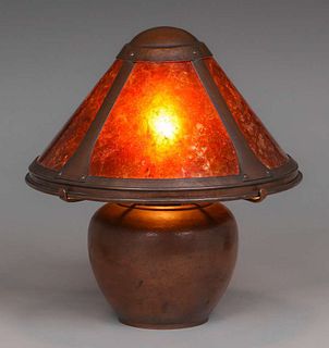 Dirk van Erp Hammered Copper & Mica Boudoir Lamp c1920s