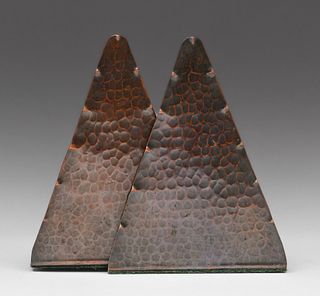 Arts & Crafts Hammered Copper Triangular Bookends c1920