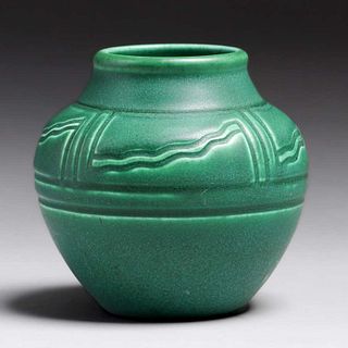Rookwood Pottery #53E Matte Green "Z" Line Vase 1904