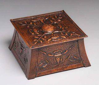 Exquisite Arts & Crafts Hammered Copper Repousse Box c1910